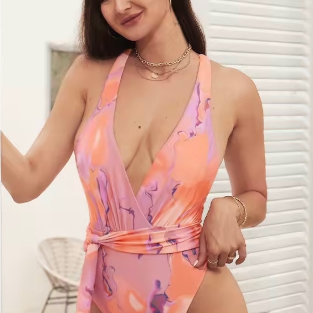 Cupshe NWT One Piece Swimsuit